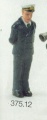 Offizier stehend